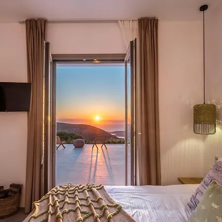 Plastires ヴィラ *