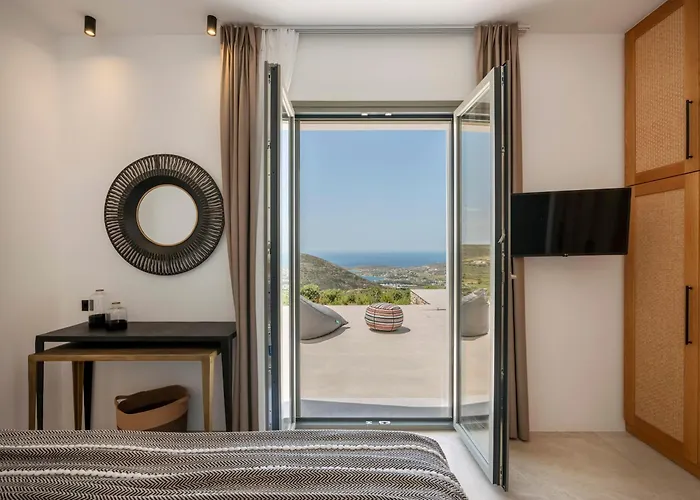 Plastires Villa Marathion